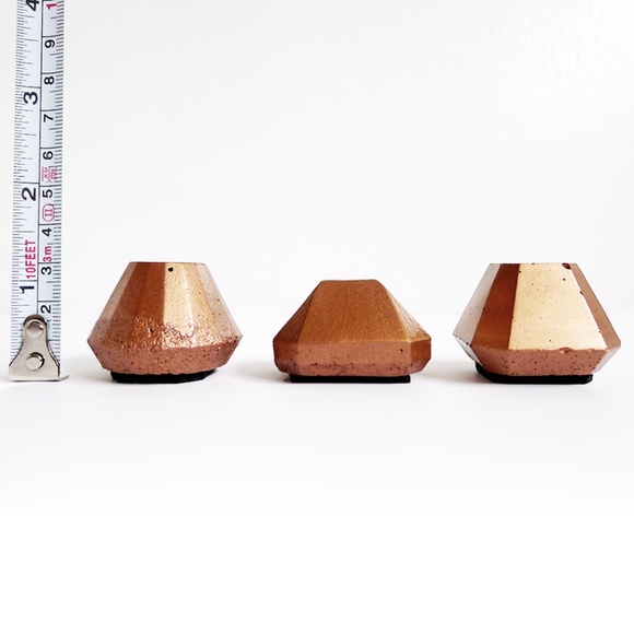 LOT 3pc Set Concrete Jewel/Gemstone Paper Weights - Picture 2 of 4